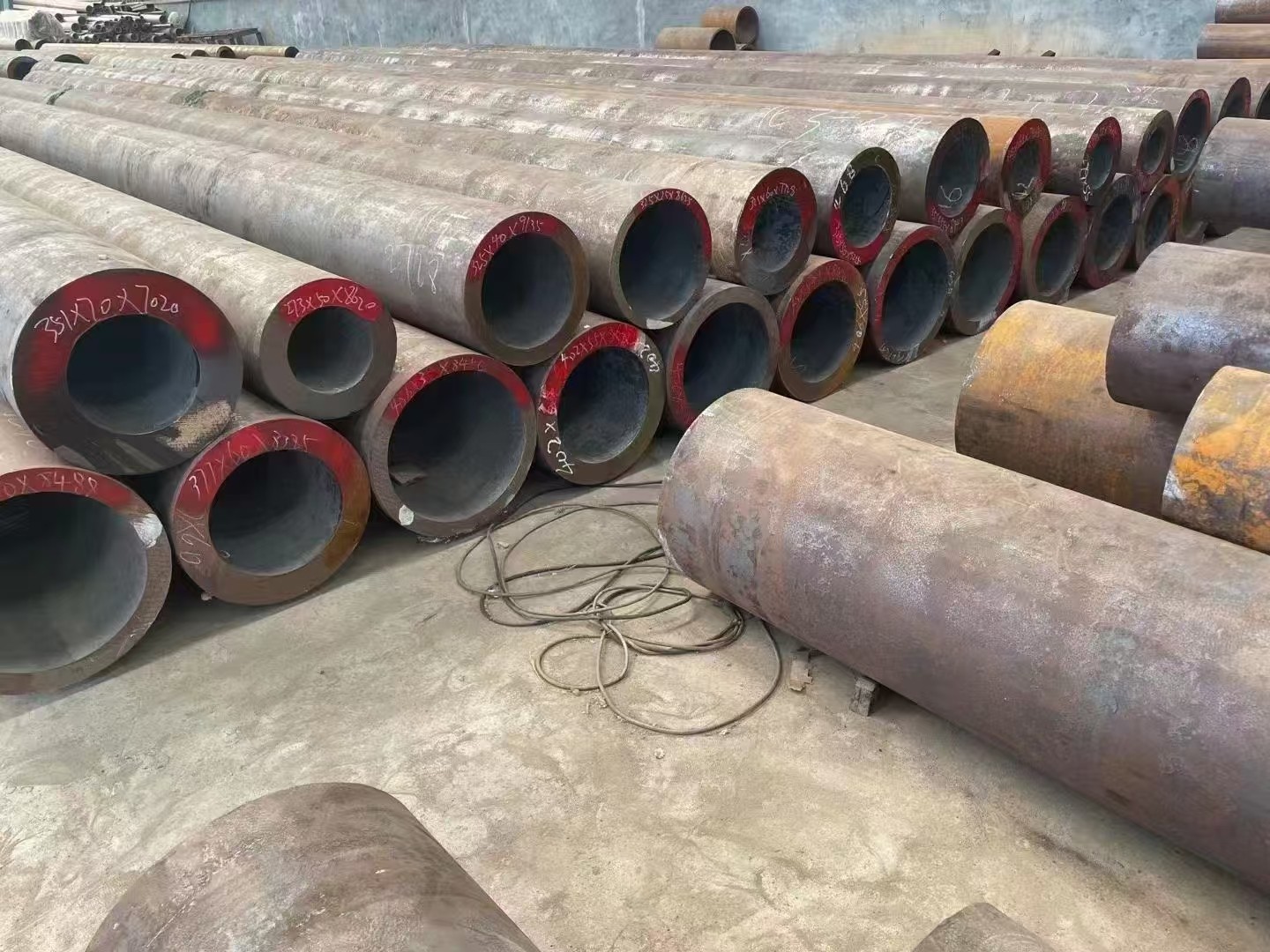 营口市无缝钢管切割定尺切割加工异形无缝钢管 - 价格